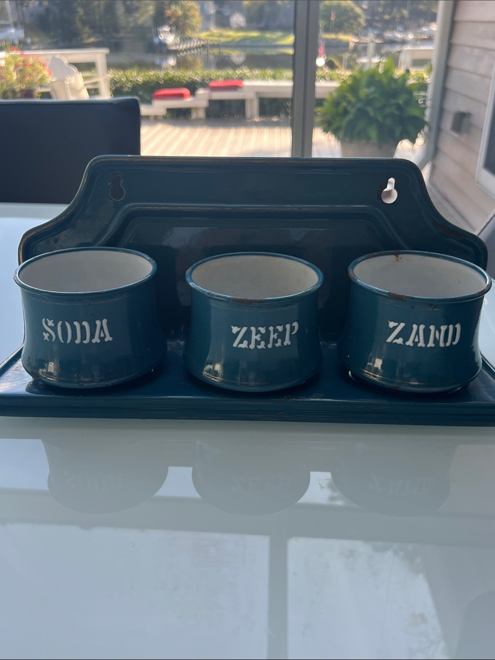 Vintage Euro Blue Enamel Ware Zand, Zeep Soda Rare
